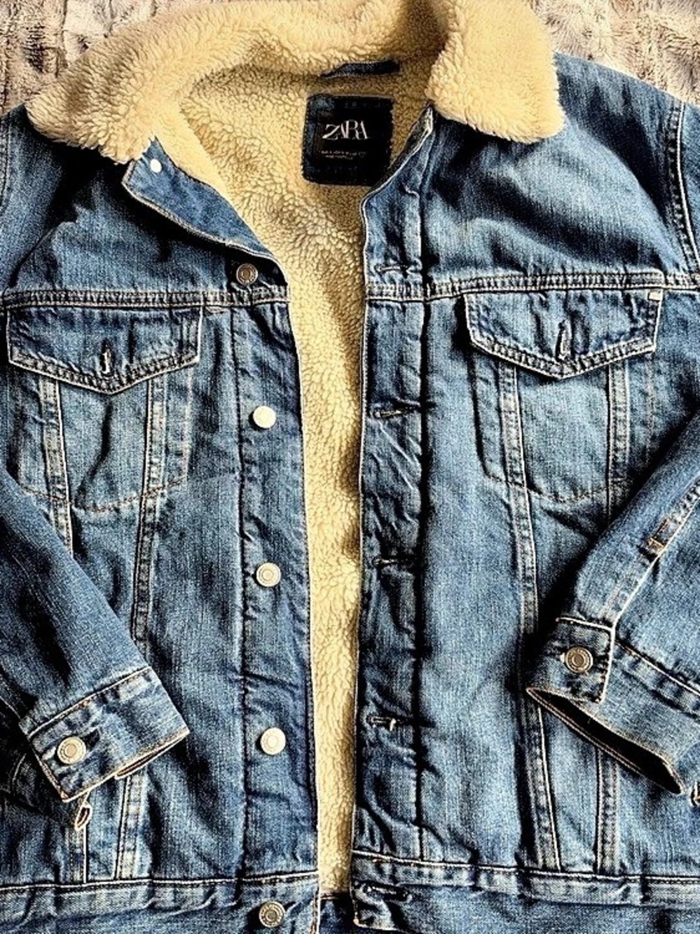Zara Sherpa Lined Denim Jacket in Blue Unisex
